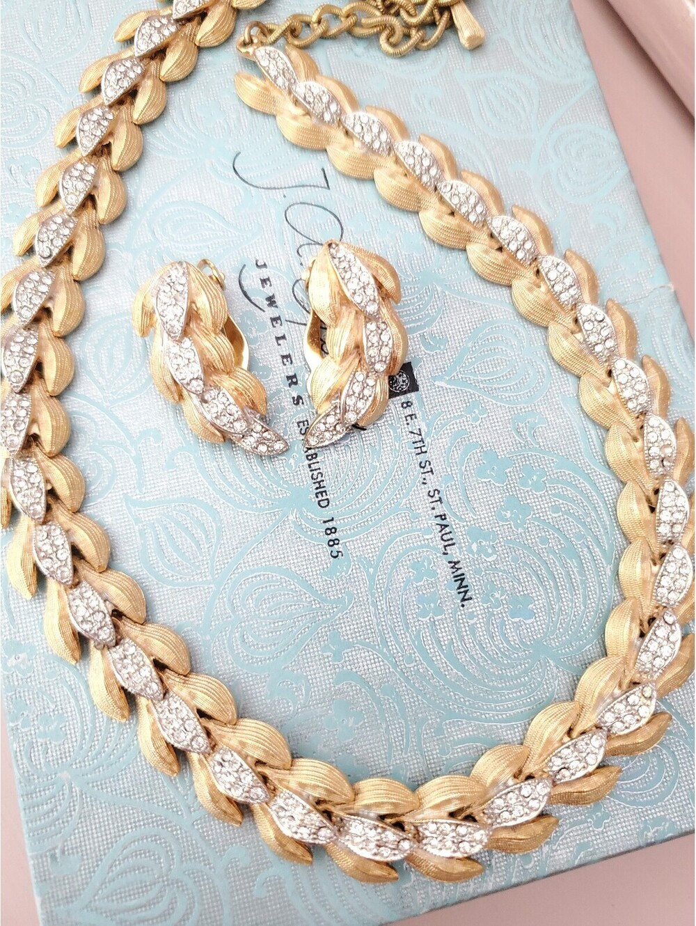 Vintage Unsigned Kramer Brushed Gold Rhinestone Leaf Design Necklace Earring Set